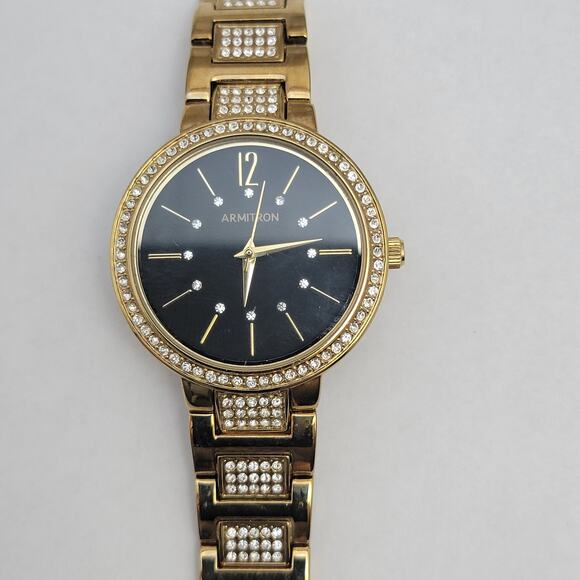Vintage Watches Armitron Gold Crystal Watch with Black Dial & Link Bracelet - Picture 6 of 10